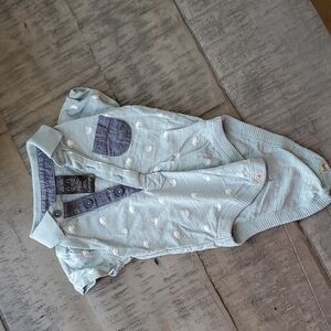 George onesie with collar size 0 to 3 months